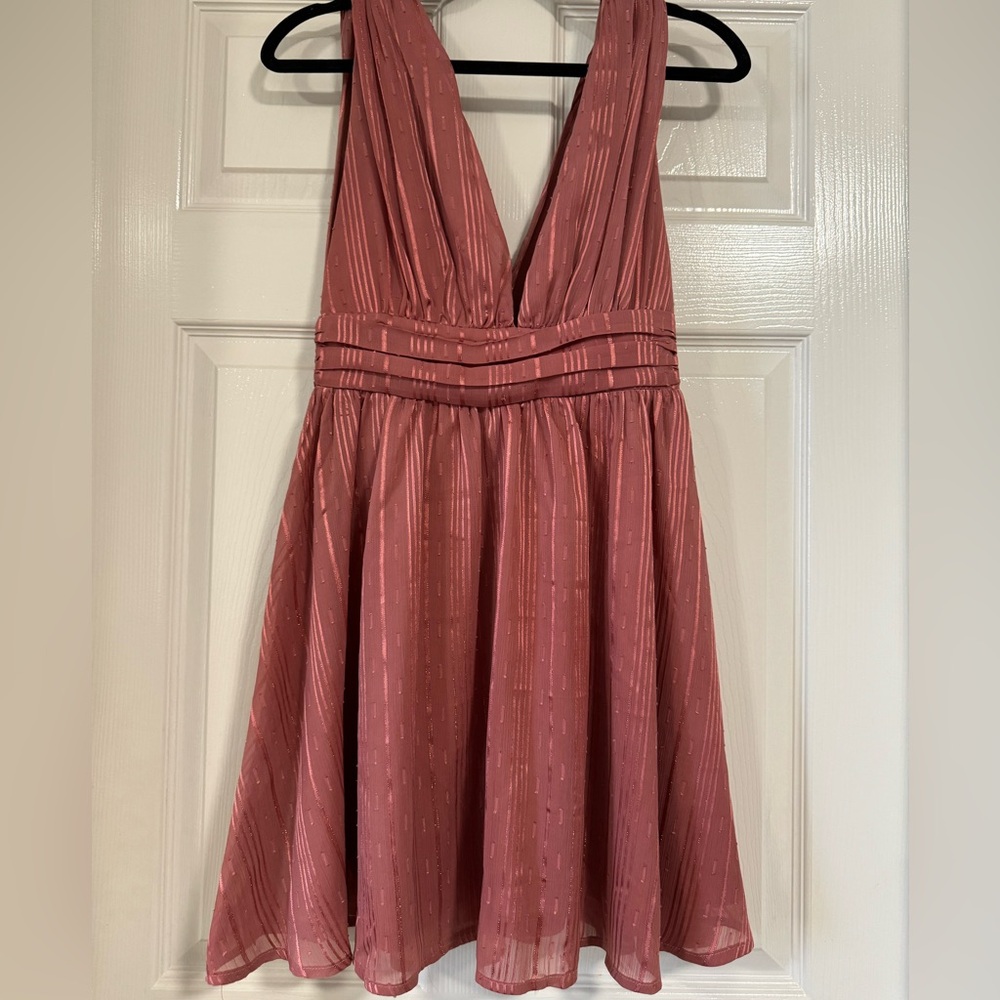 Mauve. Small. Lulus brand dress